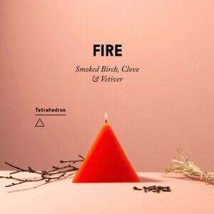 ❣️2/$36 NIB 54 Celsius Elements Platonic Solids Scented Candle in Fire $35.00